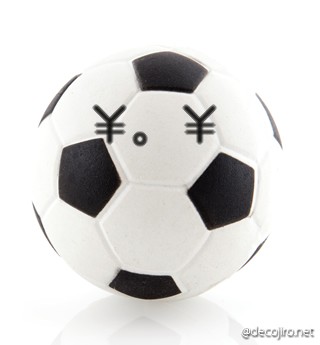 サッカーボール - お金欲しいよー